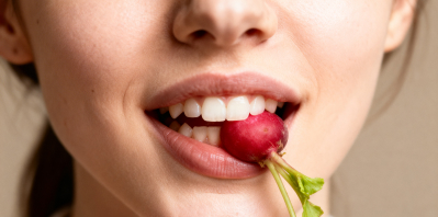 Горечь во рту: причины, что проверить и когда к врачу